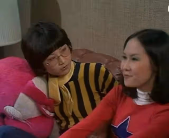 恩愛如昔！老戲骨李琳琳73歲生日獲姜大衛獻吻，早年曾戰勝大腸癌