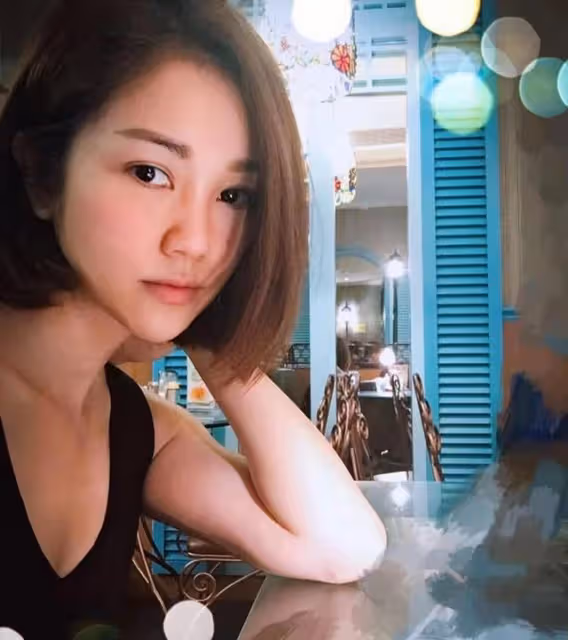 陳年箍牙照被曝光！香港知名歌手謝安琪大變樣，網友：很有年代感