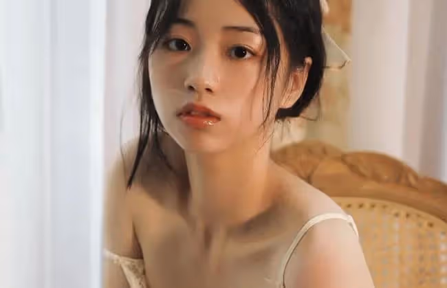 閃婚了,我嫁給一個高窮帥,只是單純迷戀他的八塊腹肌