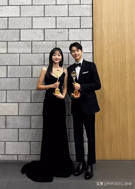 金多美比門高!7位女星身高趣事,金秀賢墊木板才能和全智賢拍照