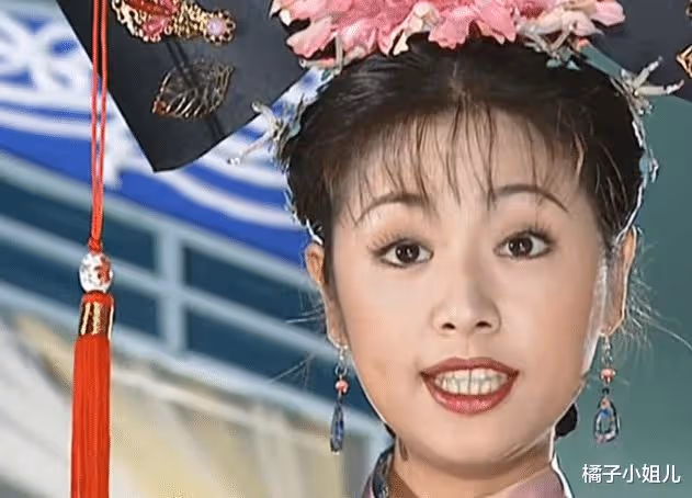 難怪晴兒更喜歡小燕子，初見含香時，你也不瞅瞅紫薇是咋介紹自己