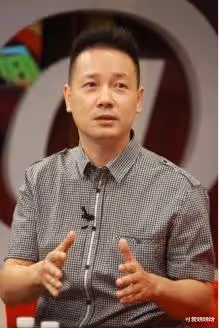 拍寫真走紅,被丈夫拋棄、遭父親指責,湯加麗如今後悔了嗎?