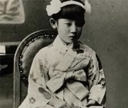 川島芳子真容長啥樣?少女照確實漂亮,顏值不輸當紅女星