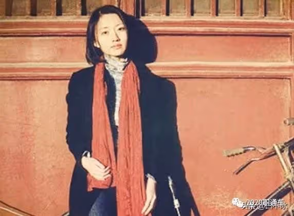 1976年的她,曾是多少男生夜晚的女神