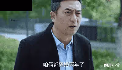 張嘉譯成名後，買了7000萬的別墅，200萬的豪車，而他的前妻杜珺並不幸福