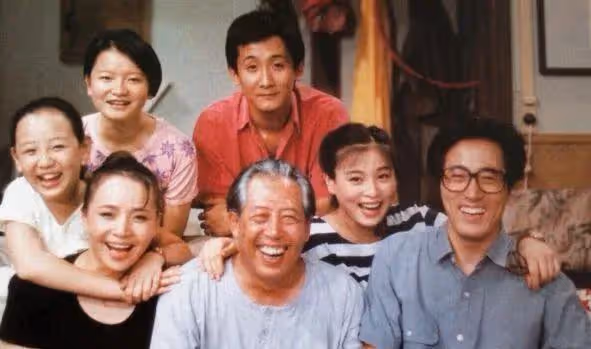 上升期隱婚生子,為愛退圈,甜欲美人趙明明是個戀愛腦