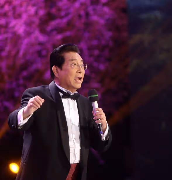 那個輪流凌辱女孩的李天一,入獄8年後,仍喚不醒這些裝睡的父母