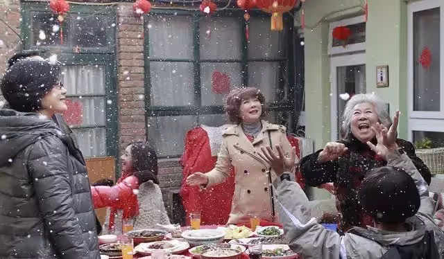 接到母親打來的電話之後，我突然決定今年陪老婆去岳母家過年！