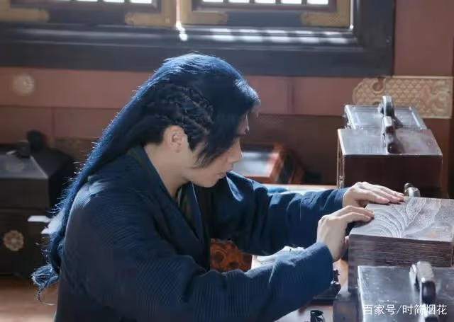 李易峰《鏡雙城》被嘲「胖頭魚」:懟尾魚的江光煜又對不起觀眾了