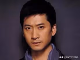 瘦死駱駝大如牛,窮得只剩100萬的明星去哪了,原來在東北做農夫