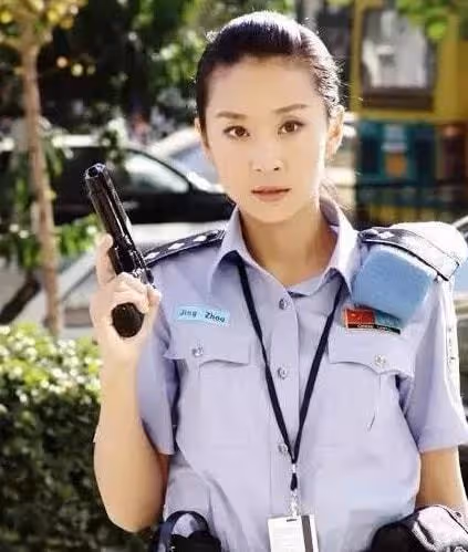 《開端》劉濤演警花被嘲太假?和這5位女星一對比,她好做作