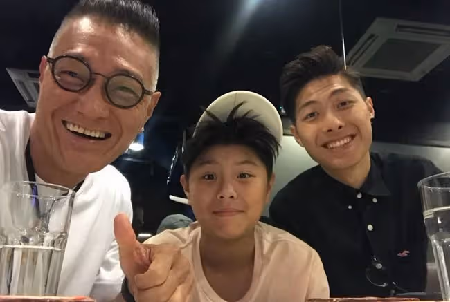 為成龍效力30年被辭退?盧惠光回應:不算,是自己放棄去內地發展