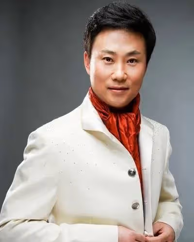耿為華前妻鄭佳,嫁給了自己的偶像,被他寵11年為何還要離婚?