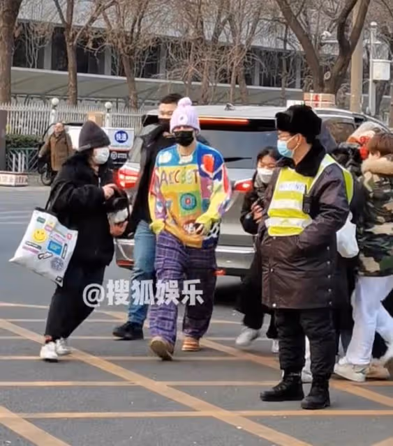 央視春晚彩排第二彈！張國立低調現身，王嘉爾或與張偉麗同台表演