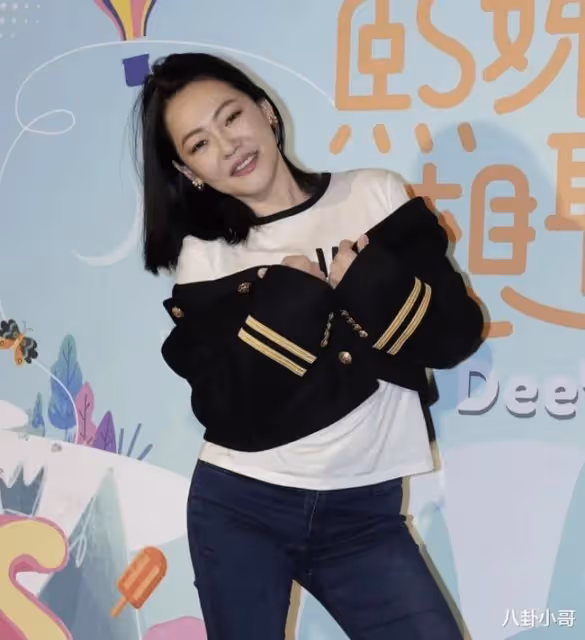 周杰倫曬出昆凌孕照,官宣妻子懷三胎,疑似小S的預言得到印證