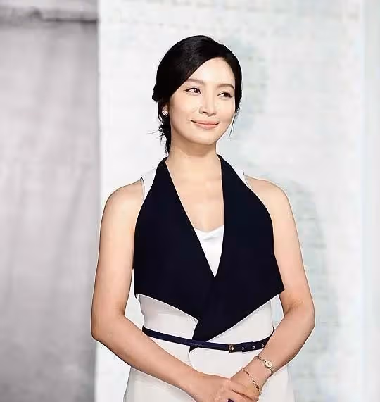 「最慘韓星」李敏英：結婚13天慘遭家暴，為何45歲不敢再婚？