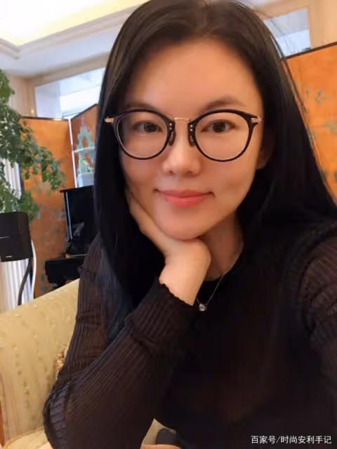 被男生公認為不好看的4種臉型，化妝也很難變美，希望你一個不中