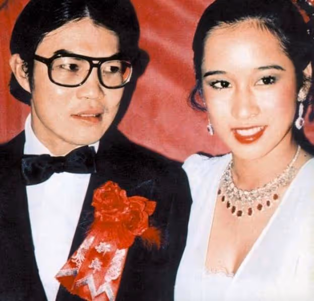 霍震霆的摯愛不是朱玲玲,而是賭王長公主?他們之間有什麼過往