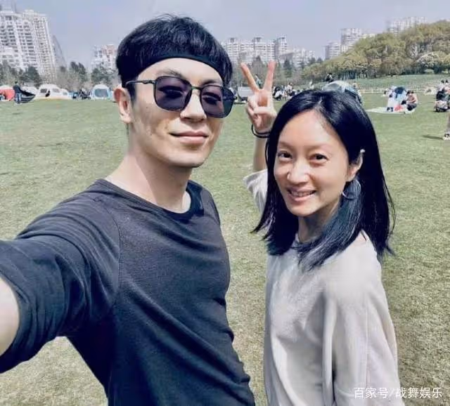 朱亞文:結婚8年零緋聞,為了減輕對妻女的思念,他把家搬到劇組