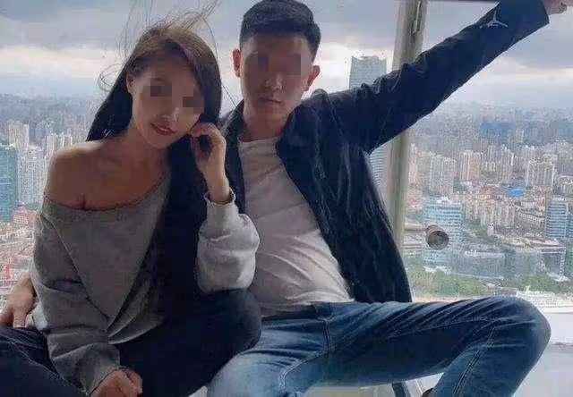 E句話看天下丨周杰倫宣布昆凌懷三胎!