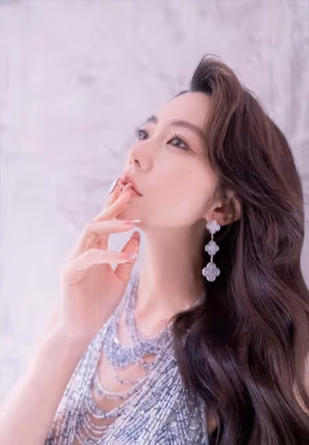 曾被評為亞洲第一全球第二美，無數宅男的夢想，她到底有多撩？