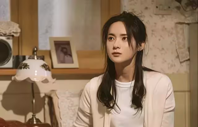「兒媳,嫁我家5年,年年不回來過年,想離婚不成?」「早離了」