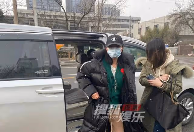央視虎年春晚路透來了!已有超40位明星彩排,三位春晚新人引期待