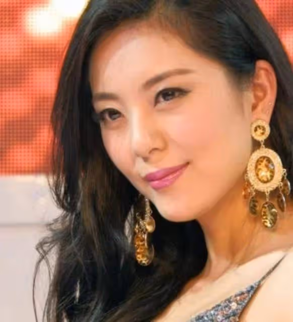 32歲名模長相甜美，身材比例惹人羨慕，關鍵是氣質出眾