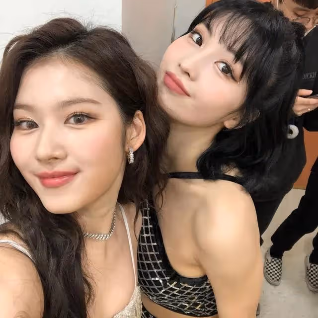全員續約後的Twice應該如何發展?