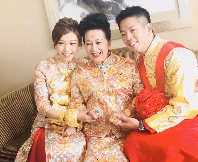 遺憾!71歲TVB著名老戲骨被曝情變,與小17歲內地圈外男友分手