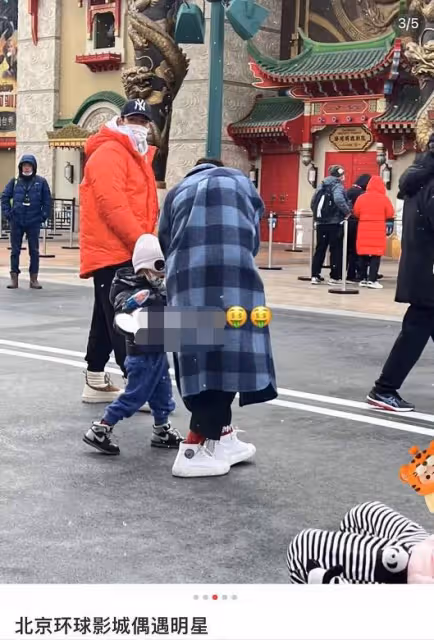 網友環球影城偶遇王石田朴珺一家三口,1歲半女兒皮膚雪白超可愛