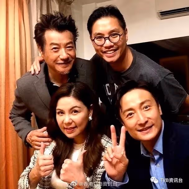 起程返加拿大!鍾嘉欣回港無期 小兒子Jared感不舍