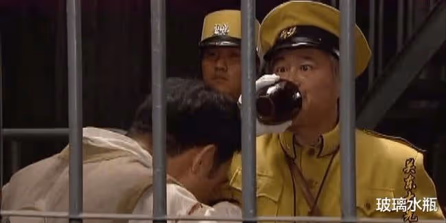 被趙本山力捧走紅,妻子陪他住10年地下室,如今開豪車住大別墅