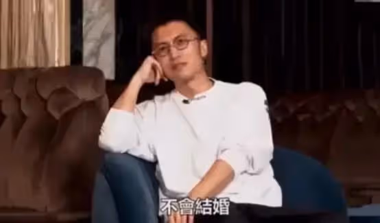 李亞鵬大方承認結婚,謝霆鋒卻說不會結婚!王菲聽了會後悔嗎?