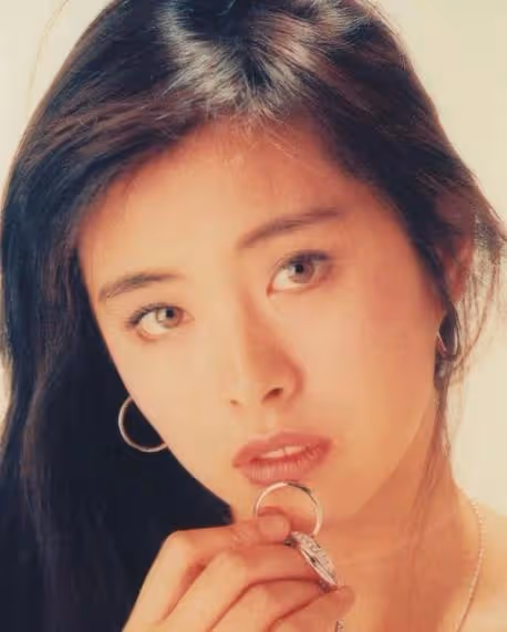 「小婉君」收穫4億分手費,24歲嫁豪門生5子的她,是贏家嗎?