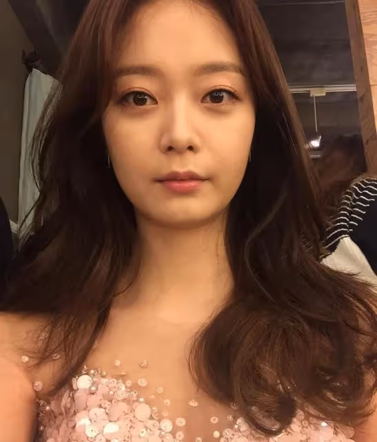 從《RUNNING MAN》到《櫥窗:女王之家》!全昭旻不凡演藝之路!