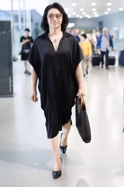 記者問金星變性前有沒有碰過女人，金星的回答讓人佩服