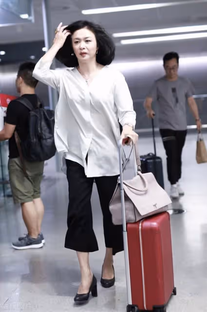 記者問金星變性前有沒有碰過女人，金星的回答讓人佩服