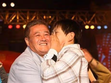 趙本山和「糟糠之妻」葛淑珍分開31年後,大女兒趙玉芳幸福嗎?