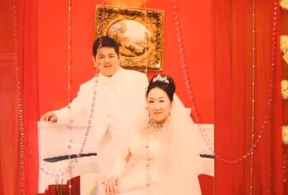 趙本山和「糟糠之妻」葛淑珍分開31年後,大女兒趙玉芳幸福嗎?