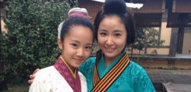 楊志雯憑藉《鏡·雙城》出圈,不僅人設討喜,組的CP也很好「嗑」