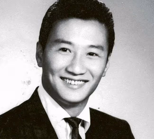 85歲謝賢首奪影帝，透露謝霆鋒沒送祝福，子女不在身邊只有保姆陪