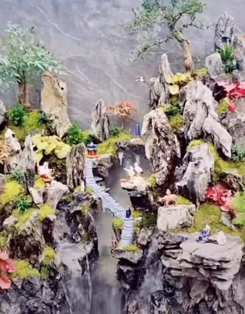 徹底和好了？大衣哥給兒子兒媳的新房弄了一個「高山流水」