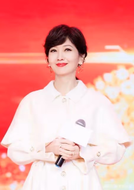 影視中的6位民國麻花辮美人:何晴清新,趙雅芝端莊,蔣勤勤水靈