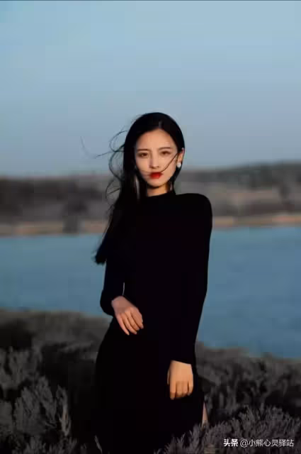 「媽,讓嫂子出去住吧,我要回娘家坐月子」婆婆:姑娘,你哪位?
