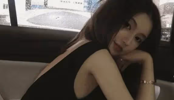 我33歲,和他在一起13年,花光積蓄後他找了個高級騷女孩刺激我