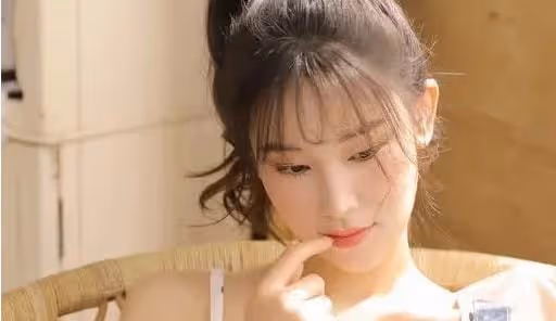 我33歲,和他在一起13年,花光積蓄後他找了個高級騷女孩刺激我