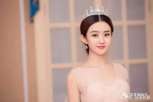 逆襲成功的趙麗穎,卻遲遲沒登上春晚,得知原因才明白她的無奈