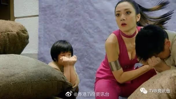出盡奶力!王君馨驚踢盲對手 姚子羚被奸瘀曬