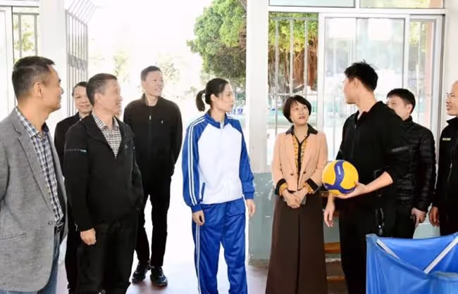 林莉不參加聯賽原因被曝光，這一消息令人興奮，張常寧卻心疼父親！